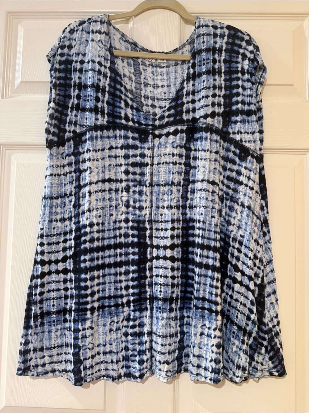 Artisan Blue and White Tie-Dye V-Neck Tunic